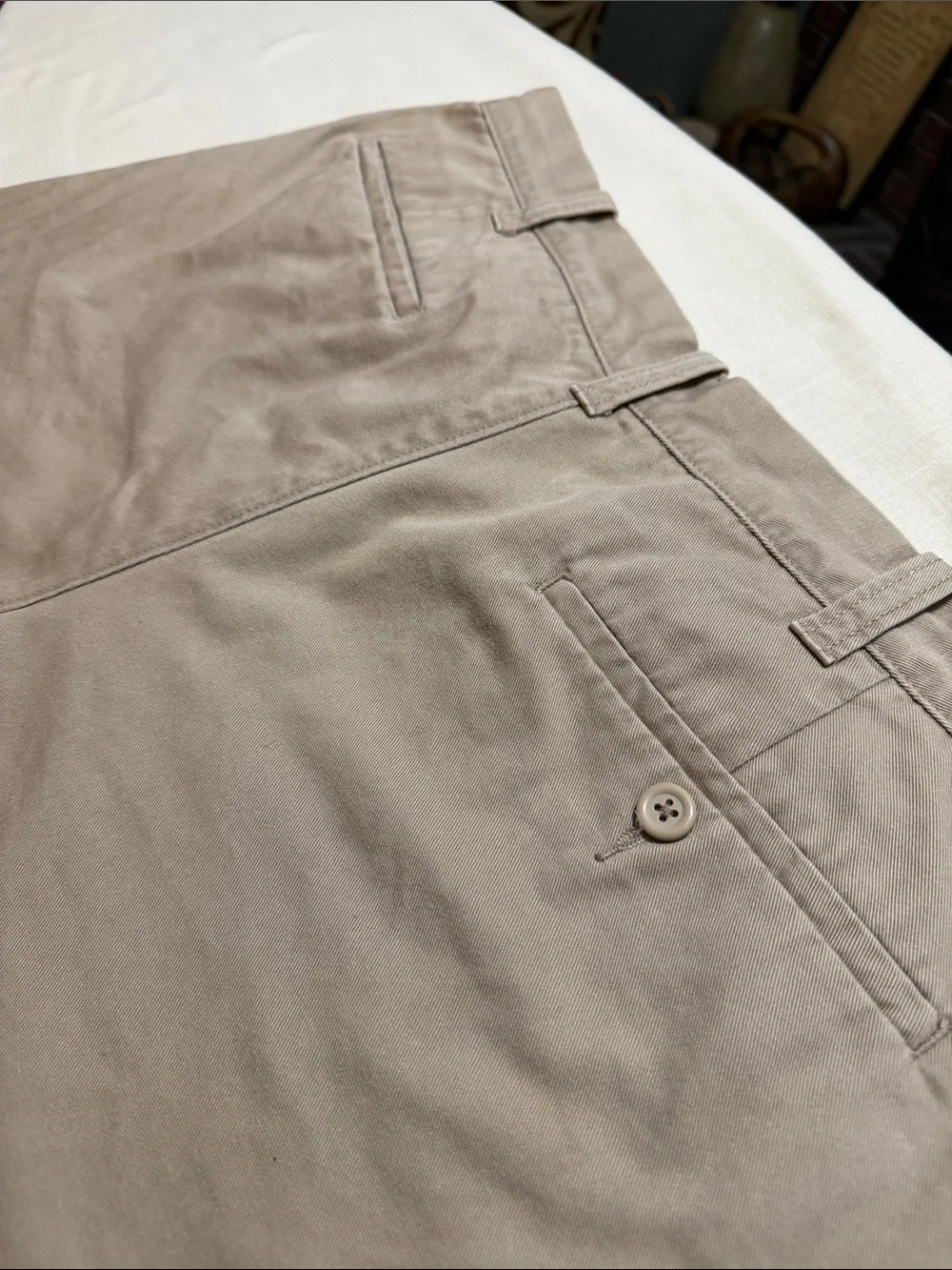 J. Crew Reade Men’s Flat-Front Chino Shorts in Tan, Size 35 Waist, 7” Inseam.